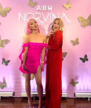 Norvina Instagram - This was the best party ever🙌 thank you so much @rafakalimann for extending your home and hosting  this event. 

You’re warmth and energy was immeasurable 🫶 in fact everyone I met on this trip has been so cool/friendly/gorgeous.

Also it could not happen without @sephorabrasil the best team ever. 

I’m so inspired and in love with 🇧🇷 and I’m practicing my Brazilian twerk everyone tried to teach me yesterday 😂for carnaval tomorrow 🥹I have a little way to go #norvina #anastasiabeverlyhills #norvinacosmetics