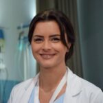 Nour Instagram - ‏حبيتوا شخصية الدكتورة ملك؟ 👩🏻‍⚕️ #ضل_راجل