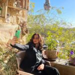 Nour Instagram - Enjoying a sunny day while it lasts ☀️ #PositiveVibes