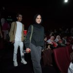 Nur Fazura Instagram – PENDEKAR AWANG movie night with family, friends, FAZURA darlings and @fazurabesties at @tgvcinemas Sunway Putra Mall. 🍿🎥

Lots of LOVE 💖✨

📸: @hasifikri TGV Cinemas Sunway Putra Mall