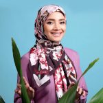 Nur Fazura Instagram - ✨KHESUMA WARNA✨ TUDUNG FAZURA KOLEKSI KHESUMA WARNA Koleksi Black Label ini dinamakan “KHESUMA WARNA”, hadir dengan material Premium Matte Satin bercorakkan flora tropikal yang memberi efek timbul 3D, sepadan dengan gaya elegan dan anggun di Aidilfitri. 🌺 Didatangkan dengan 10 warna-warna yang eksklusif, koleksi ini juga sesuai digayakan oleh wanita bekerjaya masa kini. 🧕 You can find more information on the CITRA ZAHRAA collection from our Website: www.fazura.com Download App : FAZURA ShopeeMall: FazuraOfficialStore Visit our physical stores to try and get a closer look on CITRA ZAHRAA collection at.. FAZURA Boutiques: ✨Sunway Putra Mall, Lot G31 (KL) ✨The Curve Shopping Mall, Lot 147B (PJ) ✨Ipoh Parade, Lot F-10 (Perak) ✨Aman Central, Lot 3-47 (Kedah) ✨East Coast Mall, L1-21 (Kuantan, Pahang) Mini Stores: ✨SOGO KL (Level 3) ✨SOGO i-City Shah Alam (Ground Floor) Micro Store: ✨Suria KLCC (PushCart) Pop-Up Store: ✨Komtar JBCC (Johor Bahru) Boleh juga dapatkan koleksi ✨ CITRA ZAHRAA ✨ melalui @fazurabesties yang berdaftar ! !! Disebabkan oleh pencahayaan fotografi dan peranti berbeza yang digunakan untuk melihat produk yang dipaparkan, warna yang anda lihat mungkin berbeza sedikit daripada warna sebenar produk. #TudungFAZURA #TFBlackLabel #BlackLabel #MilikSemua #FAZURA #fazuralovers #KoleksiKHESUMAWARNA #tudungfazurakhesumawarna