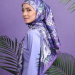 Nur Fazura Instagram - ✨KHESUMA WARNA✨ TUDUNG FAZURA KOLEKSI KHESUMA WARNA Koleksi Black Label ini dinamakan “KHESUMA WARNA”, hadir dengan material Premium Matte Satin bercorakkan flora tropikal yang memberi efek timbul 3D, sepadan dengan gaya elegan dan anggun di Aidilfitri. 🌺 Didatangkan dengan 10 warna-warna yang eksklusif, koleksi ini juga sesuai digayakan oleh wanita bekerjaya masa kini. 🧕 You can find more information on the CITRA ZAHRAA collection from our Website: www.fazura.com Download App : FAZURA ShopeeMall: FazuraOfficialStore Visit our physical stores to try and get a closer look on CITRA ZAHRAA collection at.. FAZURA Boutiques: ✨Sunway Putra Mall, Lot G31 (KL) ✨The Curve Shopping Mall, Lot 147B (PJ) ✨Ipoh Parade, Lot F-10 (Perak) ✨Aman Central, Lot 3-47 (Kedah) ✨East Coast Mall, L1-21 (Kuantan, Pahang) Mini Stores: ✨SOGO KL (Level 3) ✨SOGO i-City Shah Alam (Ground Floor) Micro Store: ✨Suria KLCC (PushCart) Pop-Up Store: ✨Komtar JBCC (Johor Bahru) Boleh juga dapatkan koleksi ✨ CITRA ZAHRAA ✨ melalui @fazurabesties yang berdaftar ! !! Disebabkan oleh pencahayaan fotografi dan peranti berbeza yang digunakan untuk melihat produk yang dipaparkan, warna yang anda lihat mungkin berbeza sedikit daripada warna sebenar produk. #TudungFAZURA #TFBlackLabel #BlackLabel #MilikSemua #FAZURA #fazuralovers #KoleksiKHESUMAWARNA #tudungfazurakhesumawarna