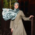 Nur Fazura Instagram - ✨CITRA ZAHRAA✨ Koleksi Tudung FAZURA Black Label kali ini didatangkan dengan material dan kemasan berbeza iaitu “Pleated Shawl”, pastinya memberi kelainan buat peminat Tudung FAZURA pada Syawal tahun ini. Hadir secara eksklusif dengan 10 corak flora lembut yang memberi sentuhan anggun, sesuai untuk disempurnakan dengan busana Aidilfitri pilihan anda. You can find more information on the CITRA ZAHRAA collection from our Website: www.fazura.com Download App : FAZURA ShopeeMall: FazuraOfficialStore Visit our physical stores to try and get a closer look on CITRA ZAHRAA collection at.. FAZURA Boutiques: ✨Sunway Putra Mall, Lot G31 (KL) ✨The Curve Shopping Mall, Lot 147B (PJ) ✨Ipoh Parade, Lot F-10 (Perak) ✨Aman Central, Lot 3-47 (Kedah) ✨East Coast Mall, L1-21 (Kuantan, Pahang) Mini Stores: ✨SOGO KL (Level 3) ✨SOGO i-City Shah Alam (Ground Floor) Micro Store: ✨Suria KLCC (PushCart) Pop-Up Store: ✨Komtar JBCC (Johor Bahru) Boleh juga dapatkan koleksi ✨ CITRA ZAHRAA ✨ melalui @fazurabesties yang berdaftar ! !! Disebabkan oleh pencahayaan fotografi dan peranti berbeza yang digunakan untuk melihat produk yang dipaparkan, warna yang anda lihat mungkin berbeza sedikit daripada warna sebenar produk. #TudungFAZURA #TFBlackLabel #BlackLabel #MilikSemua #FAZURA #fazuralovers #Koleksi CITRA ZAHRAA #tudungfazuracitrazahraa