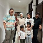 Nur Fazura Instagram - Jakarta stuff. For the first time didn’t get to enjoy my nasi goreng gila but happy I got to catch up with my awesome brothers, @marulitampubolon777 and @baratampubolon . Also recorded a beautiful new track with @ippohafiz and @dennis_nussy . Back to KL for more work because, I love my job. Jakarta, Indonesia