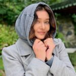 Nurgül Yeşilçay Instagram - Üşüyorum kardeşim naabıyım🙋🏻‍♀️ 📸 @necoakdeniz 🐞