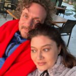 Nurgül Yeşilçay Instagram - Aşkım doğum günüm için bana sürpriz yapmış benim en sevdiğim zeytin ve bağ rotasında yolculuk tasarlamış❤️her anı efsane öresi bi tatil💖 iyi ki bu topraklarda, iyi ki doğmuşum;)) o kdr çok iyi ki;)) çok seviyorum herşeyi🌸🌸🌸
