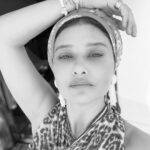Nurgül Yeşilçay Instagram - Hadi @busecelik sıra sende🖤 #challengeaccepted #istanbulsözleşmesiyaşatır