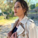 Nurgül Yeşilçay Instagram – Sait Faik”kiraz mevsimi para kazanma vakti diil aşk vaktidir” diyor🍒 
Hadi inş kıpır kıpır uçuş uçuş bi mayıs olur hepimiz için🦋🌸🦋