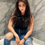 Oindrila Sen Instagram - Look at me..not at the caption 😜 📸 @ushasi_b