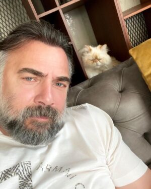 Oktay Kaynarca Instagram - Biblo numarası yapan Miu …😂