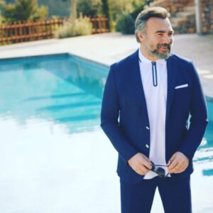Oktay Kaynarca Instagram - Mavi mi??? :)))) @kigiligiyim İlkbahar Yaz koleksiyonu...🕶🕶🕶
