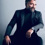 Oktay Kaynarca Instagram - Olur bazen öyle, kim bilir belki de daha iyisinin olacağındandır..🕶🕶🕶