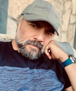 Oktay Kaynarca Instagram - Yeni şeyler söylemek lazım.!