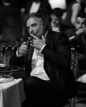 Oktay Kaynarca Instagram - Düğünler cenazeler…. Enstantaneler….