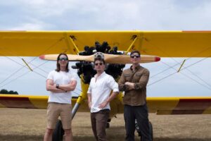 Oliver Phelps Instagram - 🇦🇺MELBOURNE!!!! Here's some snaps of our episode shoot of @fantasticfriendsofficial In one of the world best cities. @jamesphelps_pictures and I  joined @coreymylchreest (King George from Queen Charlotte) in Oz... what  great guy and we had an amazing adventure. #melbourne #fantasticfriends #victoria #australia #queencharlotte