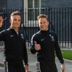 Olly Murs Instagram - Happy birthday to the main man, love ya Rob! Happy 50th mate 💙
