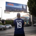 Omar Sy Instagram – ✨WORK HARD – DREAM BIG✨ 

@netflix @lupin_netflix #allezlafrance🇫🇷

📷 @likethejetsons Sunset and Crescent Heights