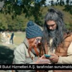 Onur Tuna Instagram - Anı yaşamak 🆚 anın fotoğraflarını çekmek? @lifebox ile ikisi de 😎 Lifebox ile sen de fotoğraflarını, videolarını, en güzel anılarını kolayca yedekle, #DünyalarSeninOlsun 💛 @turkcell #TürkiyeninÇiftleri 💙