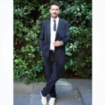 Onur Tuna Instagram - Kıyafet @kkoncept_ Saat @tagheuer Styling @eylmyldzz Asistan @iremonwork Fotoğraf @nadirozkan Sarmaşık Zamanı galası için güzel ekibe teşekkür ederim 🙏🏻