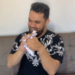 Oussama Ramzi Instagram - يعتبر سبينوزا و يعتبر سبينوزا