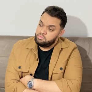Oussama Ramzi Instagram - الناس خدامين حنا اللي ما فاهمينش و معكسين