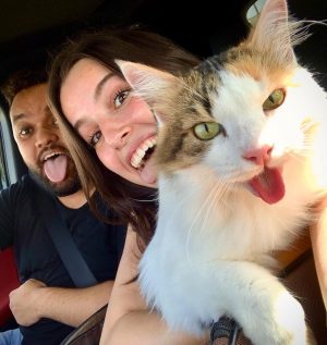 Oussama Ramzi Instagram - صورة عائلية زعما ❤️🐈