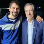 Paco León Instagram - Ya está en @movistarplus esta peli tan especial de mi hermano Felix Viscarret, donde tengo el honor de compartir armario con Iñaki Gabilondo 🙌 “. “NO MIRES A LOS OJOS” adaptación cinematográfica de la novela de otro grande, Juan José Millás.