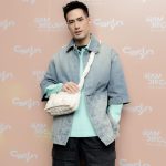Pakorn Chatborirak Instagram - Carlyn in Bangkok!!! 🛄 @carlynbag_th Siam Discovery x Carlyn ฉลองครบรอบ 1 ปี Carlyn Thailand with Siam Discovery 💌Carlyn 1st Anniversary พร้อมเปิดตัวกระเป๋ารุ่นใหม่ 3 รุ่น Soft Teeny Bag Charm 💌พิเศษ รับคูปองส่วนลด 500 บาท สำหรับใช้เป็นสวนลด รุ่น Anniversary รุ่น Luke , Lane , Soft Teeny (ยอดซื้อขั้นต่ำ 4,000.-) หรือมีรุ่น Anniversary อยู่ในบิล เงื่อนไข ร่วมสนุกเล่นกิจกรรม Carlyn IG Filter, รับคูปองส่วนลดที่ Siam Discovery ชั้น G , #Carlyn1stAnniversary #carlyn#carlynthailand#discoveryselection#siamdiscovery #mycarlyn #onesiamsuperapp Siam Discovery | สยามดิสคัฟเวอรี่