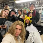 Pakorn Thanasrivanitchai Instagram - Look at this stuff, isn't is neat? 🤣🧜🎃 . NYC Halloween was…..really extra 🔥🤣 ความดีเลย์ยืนหนึ่ง New York, New York