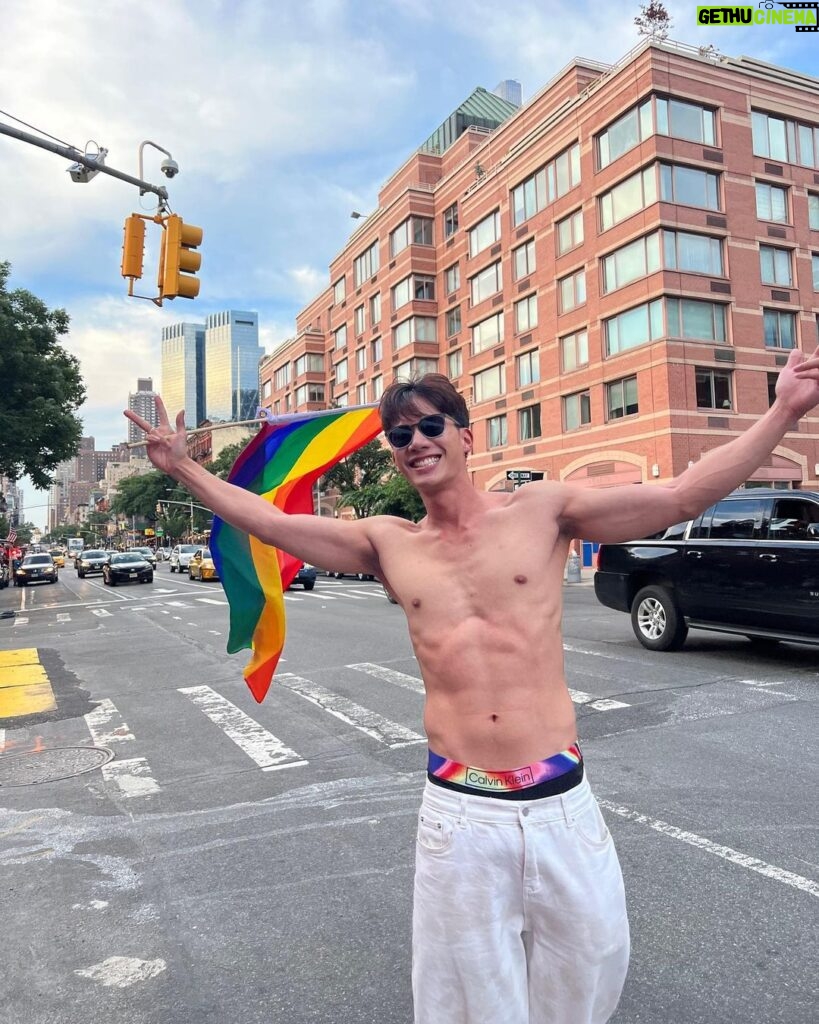 Pakorn Thanasrivanitchai Instagram - Remember, you can be WHATEVER you want! And no one is gonna change a thing about it ❤️‍🔥🌈 Hold hands with the one you love, and regret nothing!!! #happypride #pride2022 . Cr. @nuttjirat @natkanok New York, New York