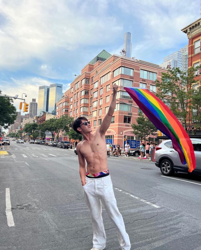 Pakorn Thanasrivanitchai Instagram - Remember, you can be WHATEVER you want! And no one is gonna change a thing about it ❤️‍🔥🌈 Hold hands with the one you love, and regret nothing!!! #happypride #pride2022 . Cr. @nuttjirat @natkanok New York, New York