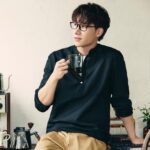 Pakorn Thanasrivanitchai Instagram - Can I be your cup of coffee? 🤓☕️👅 ผมมักจะอยากหาอะไรดีๆ ให้กับตัวเองเสมอ ไม่ว่าจะเป็นกาแฟแก้วโปรดให้จิบ สถานที่สวยๆ ให้ถ่ายรูป หรือแว่นตาดี ๆ ที่เติมเต็มทุกไลฟ์สไตล์ของตุลย์อย่าง OWNDAYS . Seeing the unknown future with OWNDAYS… . @owndays_thailand . #OWNDAYS #OWNDAYSThailand #FromTokyoJapan #オンデーズ #โอนเดส์ #ร้านแว่นตาจากกรุงโตเกียวประเทศญี่ปุ่น #OWNDAYSNewCollection2022 #TulPakorn