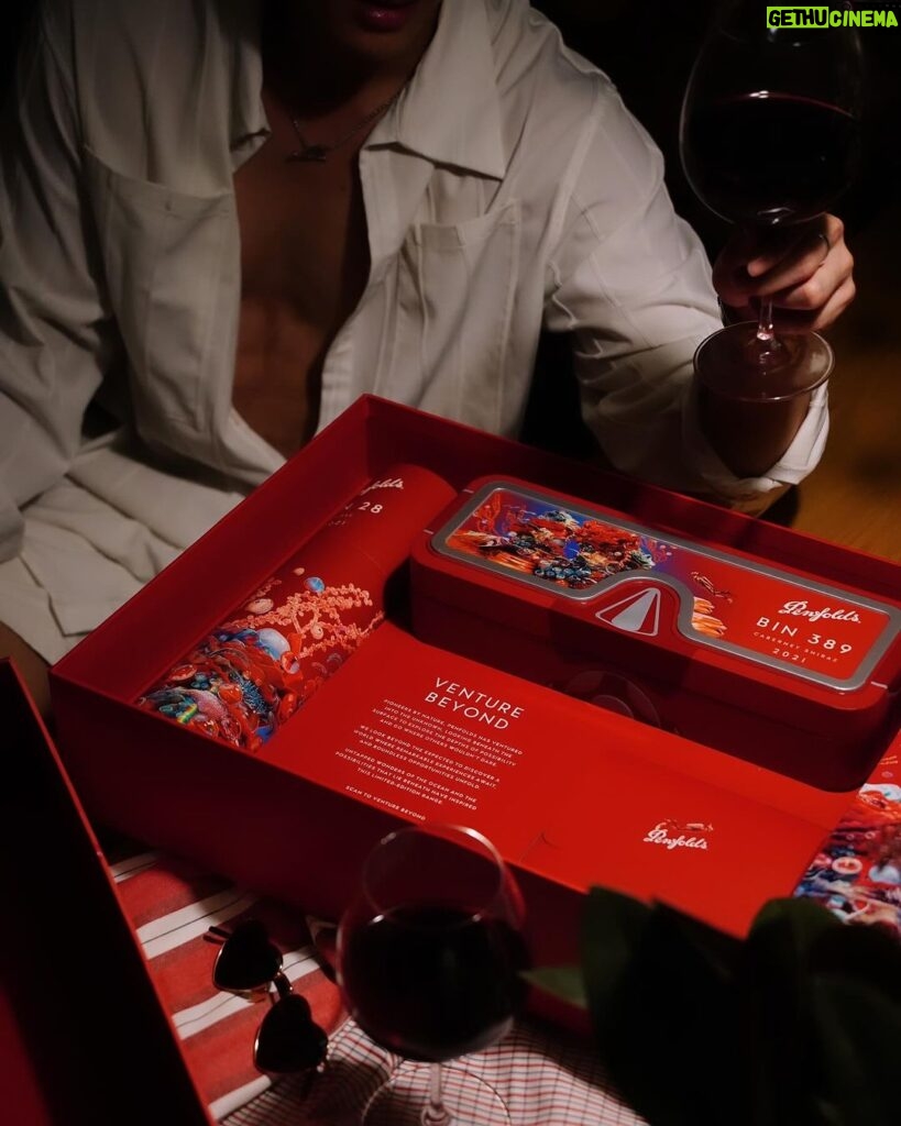 Pakorn Thanasrivanitchai Instagram - #VentureBeyond with @penfolds this festive season! 🍷 Penfolds' Limited-Edition thematic gift boxes are now available nationwide and Penfolds' latest pop-up at The Emporium from 30 Nov 2023 - 3 Jan 2024. #PenfoldsTH Bangkok, Thailand