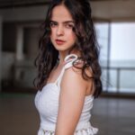 Palak Sindhwani Instagram - How’s it going Fam?! 🤍🦋✨