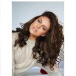 Paloma Bernardi Instagram - Meu Olhar & ELA ✨ P A L O M A B E R N A R D I 🌬️🌹 @palomabernardi Foto: @adrilimaa Beleza: @makedaoliver AE: @melinatavarescomunicacao Locação: @cliffside_rio . . — 🌹 #meuolhaar #photooftheday #photoshoot #photographer #photos #retratosdaadri #rj #girlpower #mulher #potencia #fashionportrait #adrilimaphotography