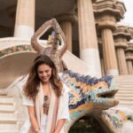 Paloma Bernardi Instagram – Pelo amor de Gaudí – Park Guell 

De mãos dadas com Deus, #Gaudí se inspirou na natureza para criar suas infinitas obras, totalmente artísticas! 

@mimo_viagens | @mayte.scaravelli 
Fotos: @lanza.fotografia #Barcelona 🇪🇸 Barcelona, Spain