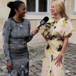 Pamela Anderson Instagram - Iconic actress and model @pamelaanderson spoke to i-D’s @lea.ogunlami about her Paris Fashion Week look, self-acceptance and ‘life-ing instead of ageing’ at @victoriabeckham’s SS24 show 💗 . . . Social Media Director @danilboparai Edit @monamoloko #PamelaAnderson #ParisFashionWeek #Reels Paris, France