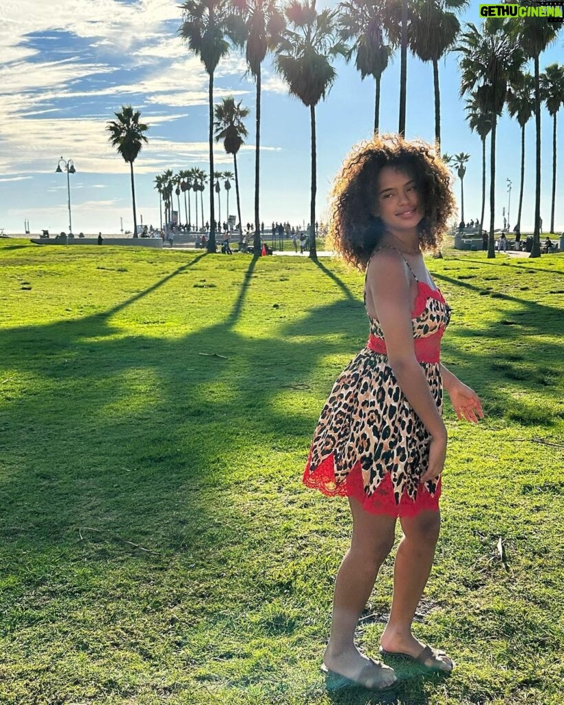 Paola Locatelli Instagram - homies 🖇️ Los Angeles, California