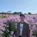 Park Bo-gum Instagram - 언젠가 추억하며 ‘그때 우리 좋았었다’ 말할 수 있을 여행 #셀린느옴므 #셀린느바이에디슬리먼 안동하회마을