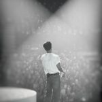 Park Bo-gum Instagram - 평생 친구분들과 함께 한 지나왔던 모든 시간, 걸어왔던 모든 순간이 은혜였습니다. 진심으로 감사드립니다! 여러분의 삶이 언제나 노래하듯 즐겁기를 소망합니다. 축복합니다🩵 #PARKBOGUM_12th_Anniversary #우리들의_시간은_언제나_Cantabile 올림픽공원 올림픽홀