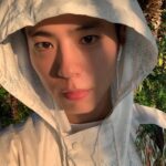 Park Bo-gum Instagram - Un pas en avant, deux pas en arrière🧡 Paris, France