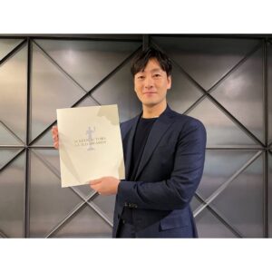 Park Hae-soo Instagram - .
thank you👍 #sagawards 
@sagawards