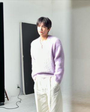 Park Hyung-sik Instagram - 오늘의 여정우가 궁금하다면 10시 30분