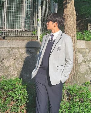 Park Hyung-sik Instagram - 오늘도 본방사수!