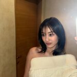 Park Ji-hyo Instagram - 덮죠어땡