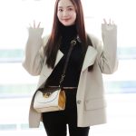 Park Min-young Instagram - #광고모델 얼른 다녀올게요 #milanofashionweek🇮🇹 for @tods 🤎