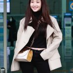 Park Min-young Instagram - #광고모델 얼른 다녀올게요 #milanofashionweek🇮🇹 for @tods 🤎