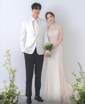Park Min-young Instagram - 내일이 기대될 수 있게 저를 다시 일으켜주신 모든분들 감사드리며

두번째 기회가 필요한 모든분들께 
희망을 느낄 수 있는 8주간이었기를 바랍니다. 

행복해져라 지원+투지 💙🐈

#내남편과결혼해줘