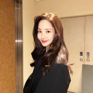 Park Min-young Instagram - Thankyou💜beans