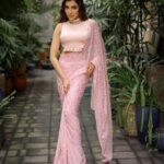 Parvatii Nair Instagram – Love love pink 😍

.

.
Styling @soigne_official_ 
Shot by @sathyaphotography3 
Wearing @samohindia 
Makeup @loki_makeupartist 
Jewelry @fineshinejewels 
Hair @sreem_makeover